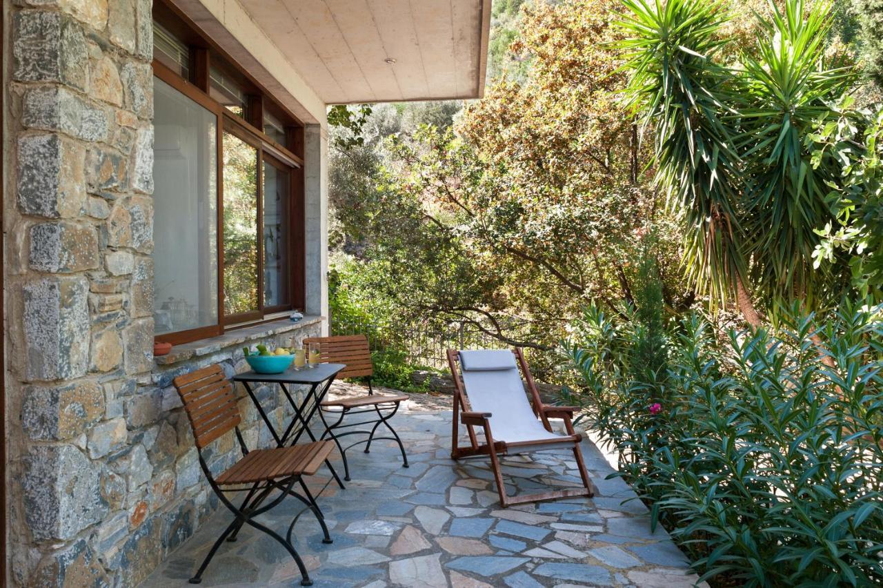 Studios Kyparissi & Spa Tirós Exterior foto