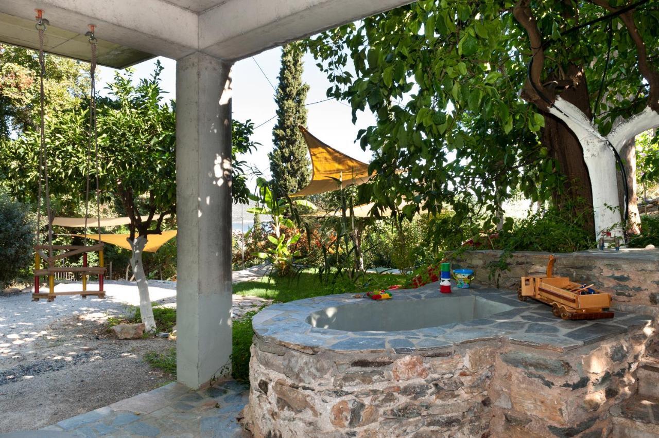 Studios Kyparissi & Spa Tirós Exterior foto
